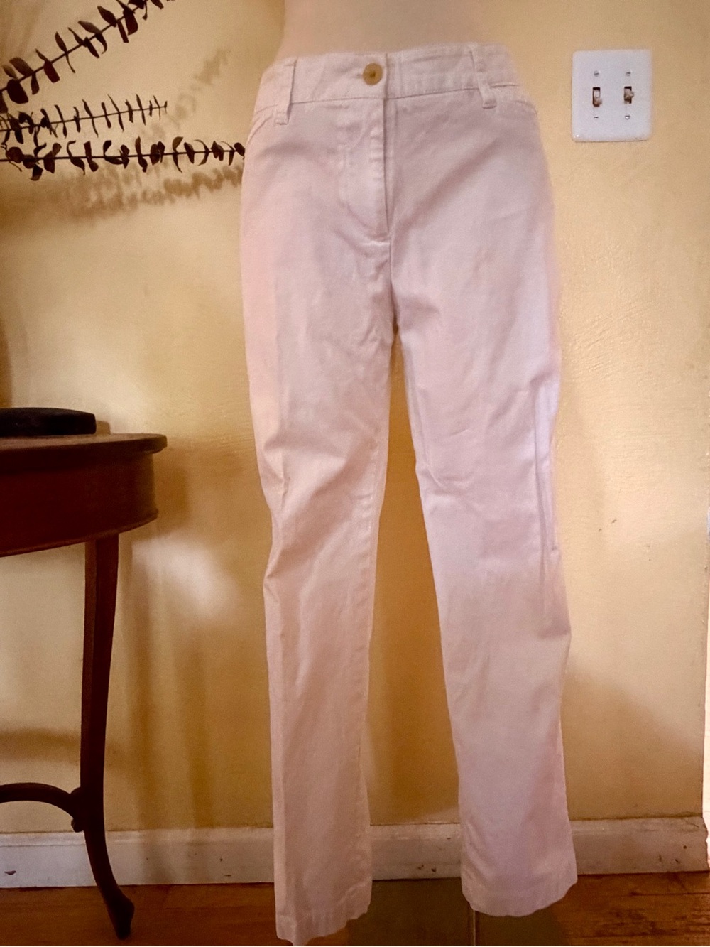 Women’s Classic Straight-Leg Trouser - White